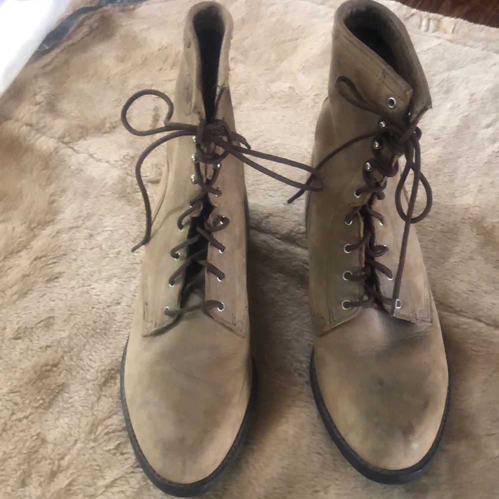 Ariat lace up western boots 3097